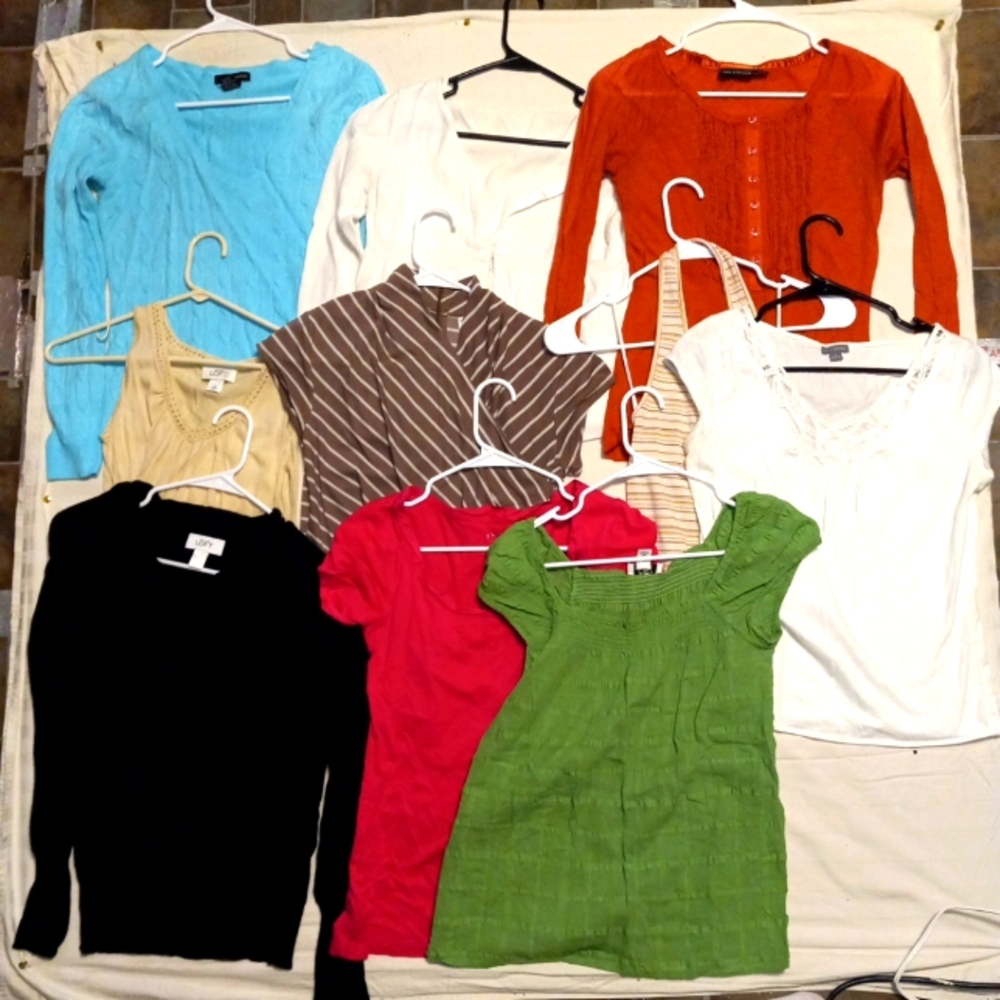10 PIECE BUNDLE DEAL, Women's Shirts, SIZE SMALL, Like-New, Different Brands.